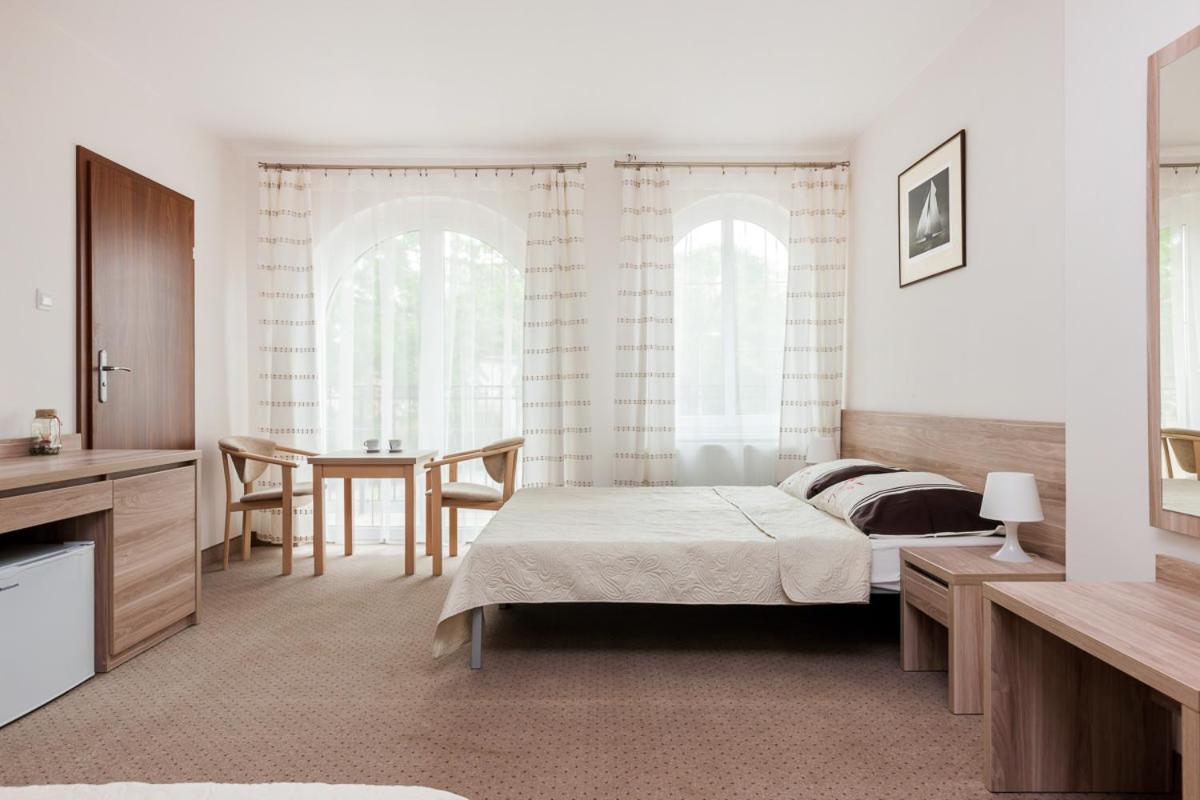 Bed & Breakfast Portowa - 120 Metrow Od Plazy *